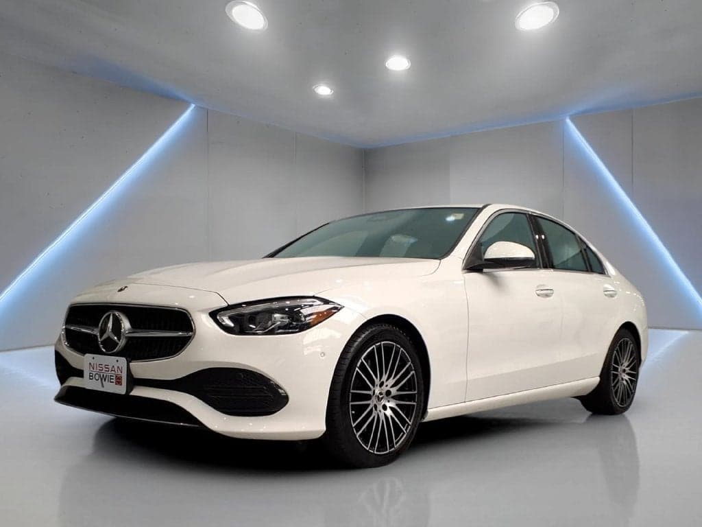 2025 Mercedes-Benz C-Class Base — photo 1 of 5