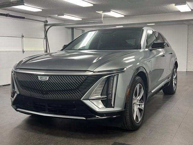 2024 Cadillac LYRIQ Tech — photo 1 of 19