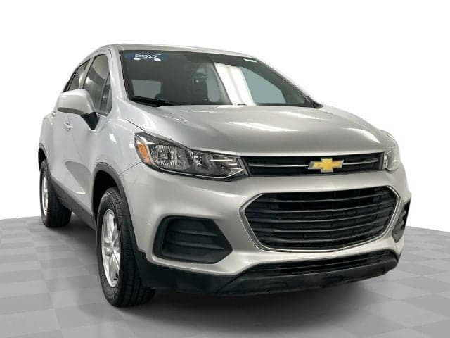 2017 Chevrolet Trax LS — photo 1 of 5