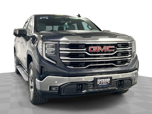 2023 GMC Sierra 1500 SLT — photo 1 of 5
