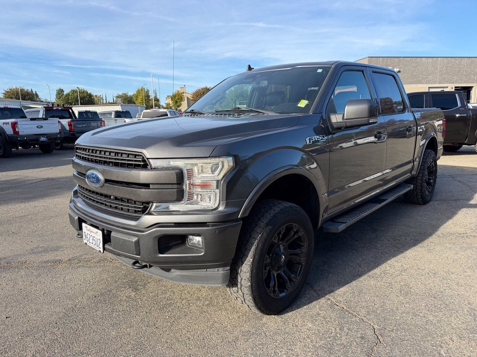 2019 Ford F-150 LARIAT — photo 1 of 5