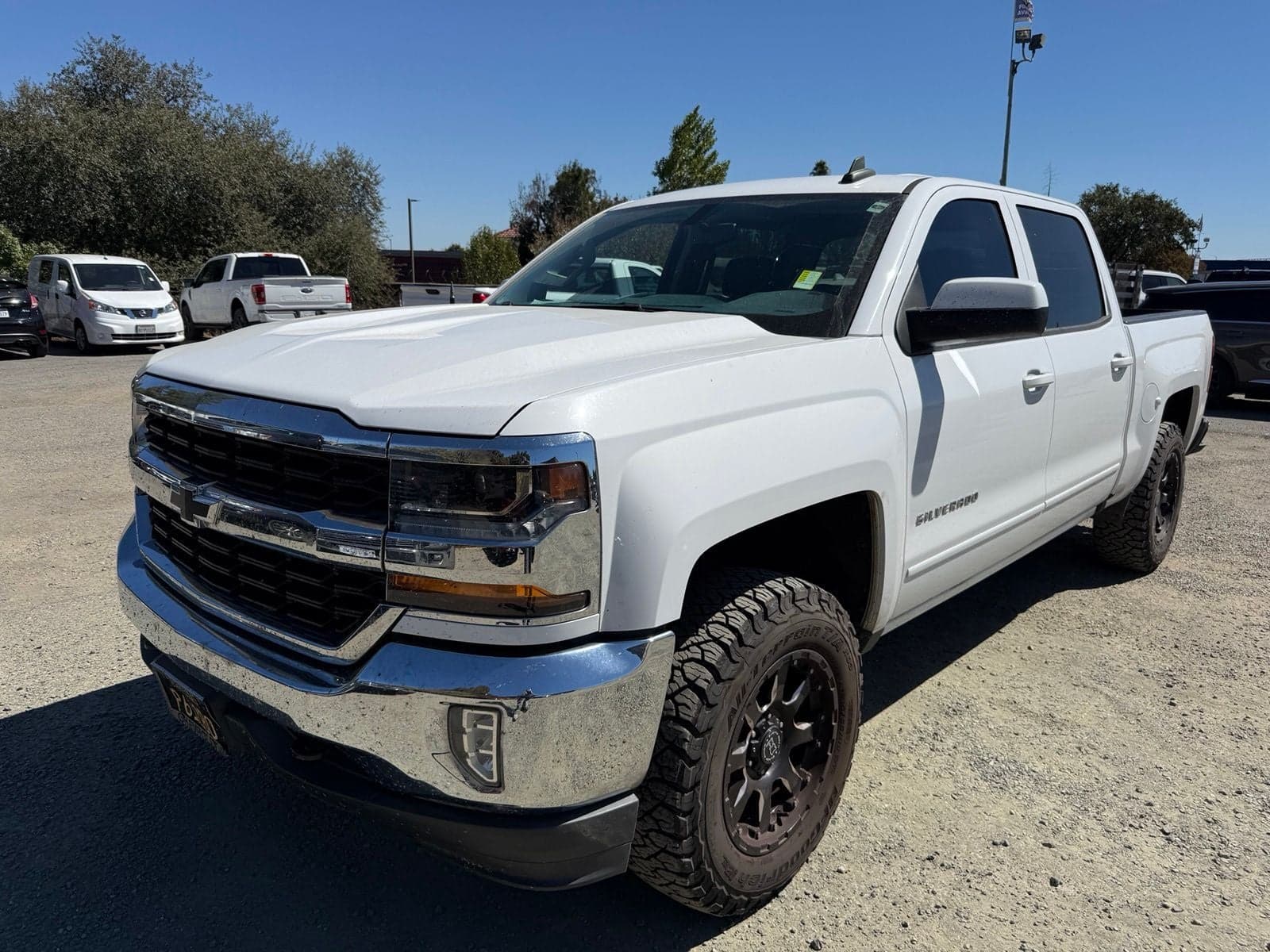 2018 Chevrolet Silverado 1500 LT — photo 1 of 25