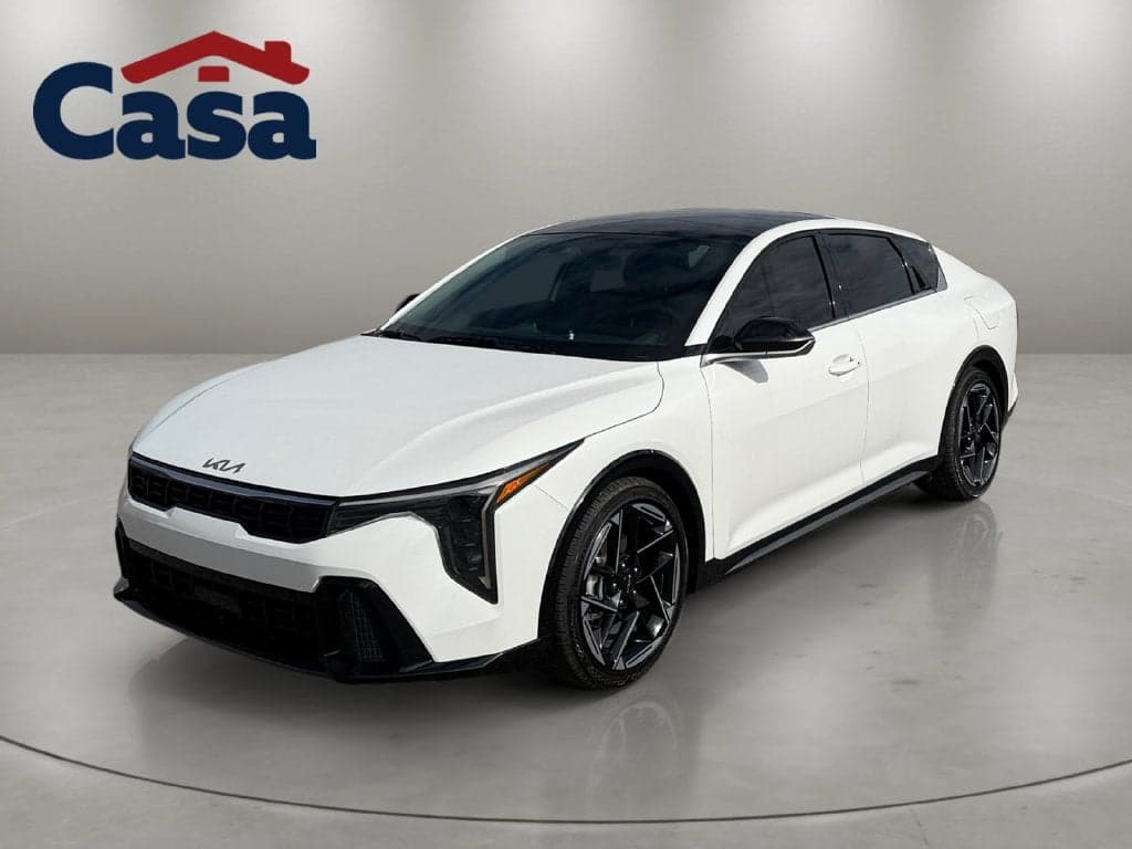 2025 Kia K4 GT-Line — photo 1 of 37