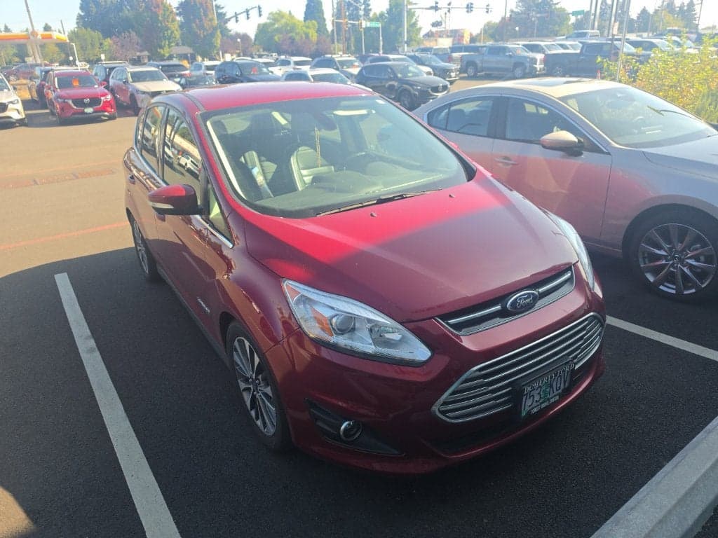 2017 Ford C-Max Hybrid Titanium — photo 1 of 11