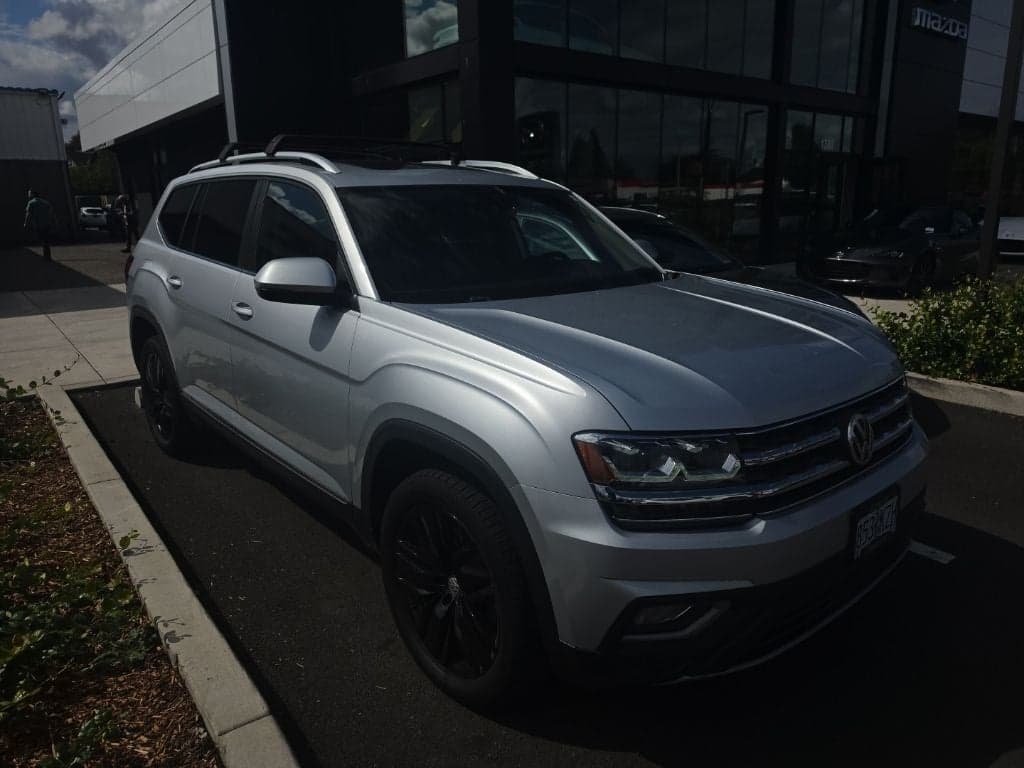 2018 Volkswagen Atlas Base — photo 1 of 12