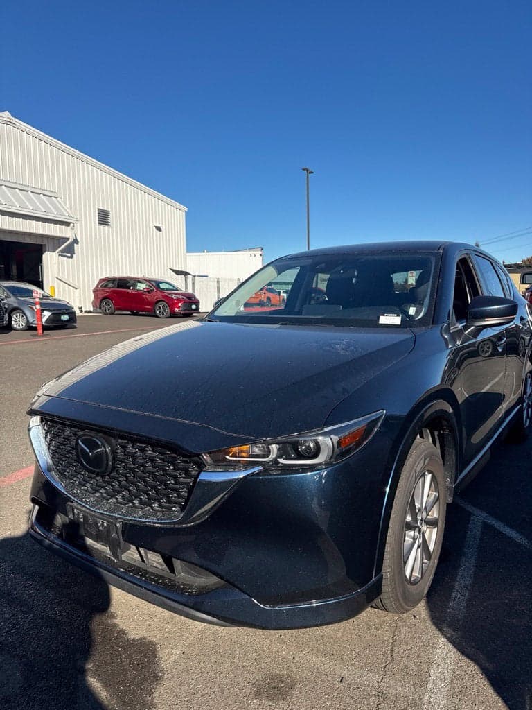 2025 Mazda CX-5 2.5 S Select Package — photo 1 of 3