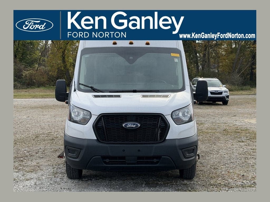 2023 Ford Transit Passenger Wagon XL — photo 1 of 5