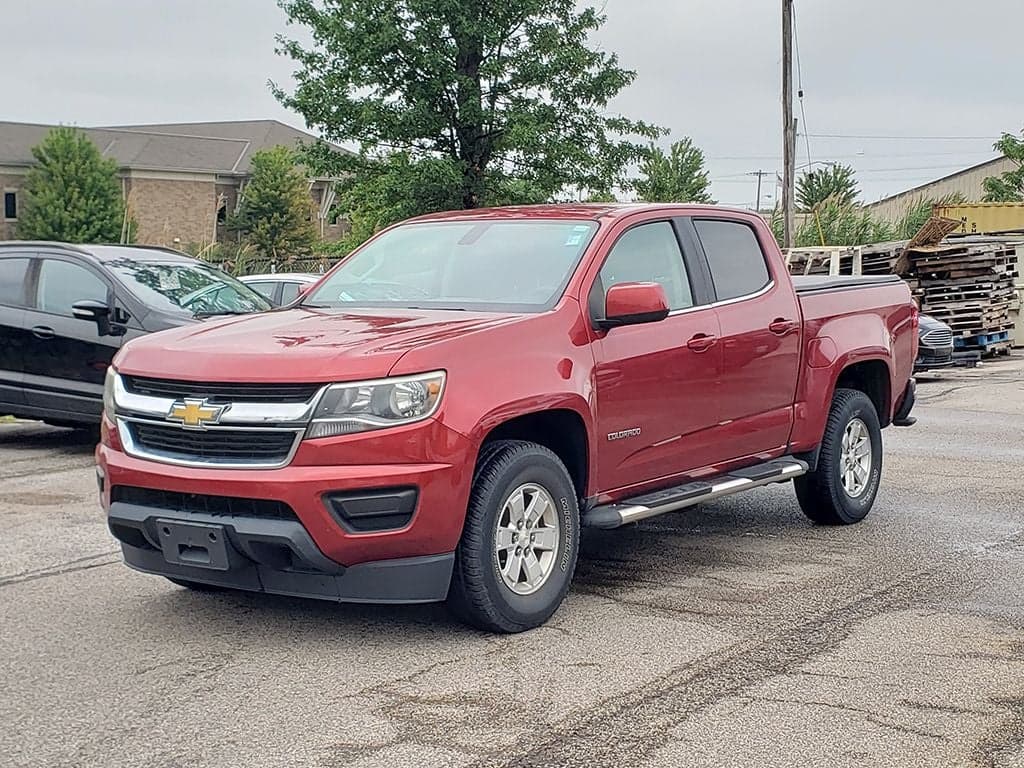 2016 Chevrolet Colorado WT — photo 1 of 21