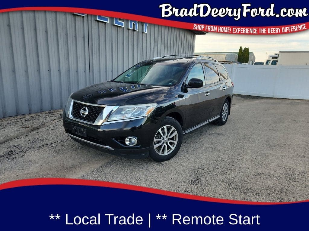 2015 Nissan Pathfinder SV — photo 1 of 5