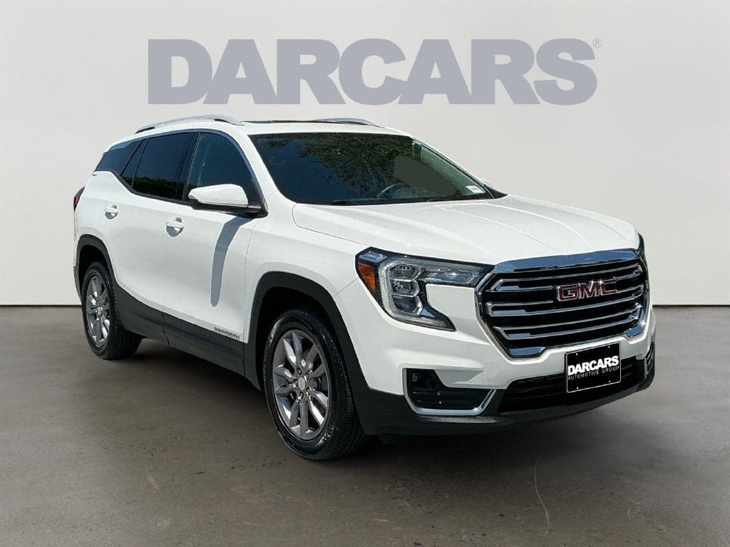 2023 GMC Terrain SLT — photo 1 of 32