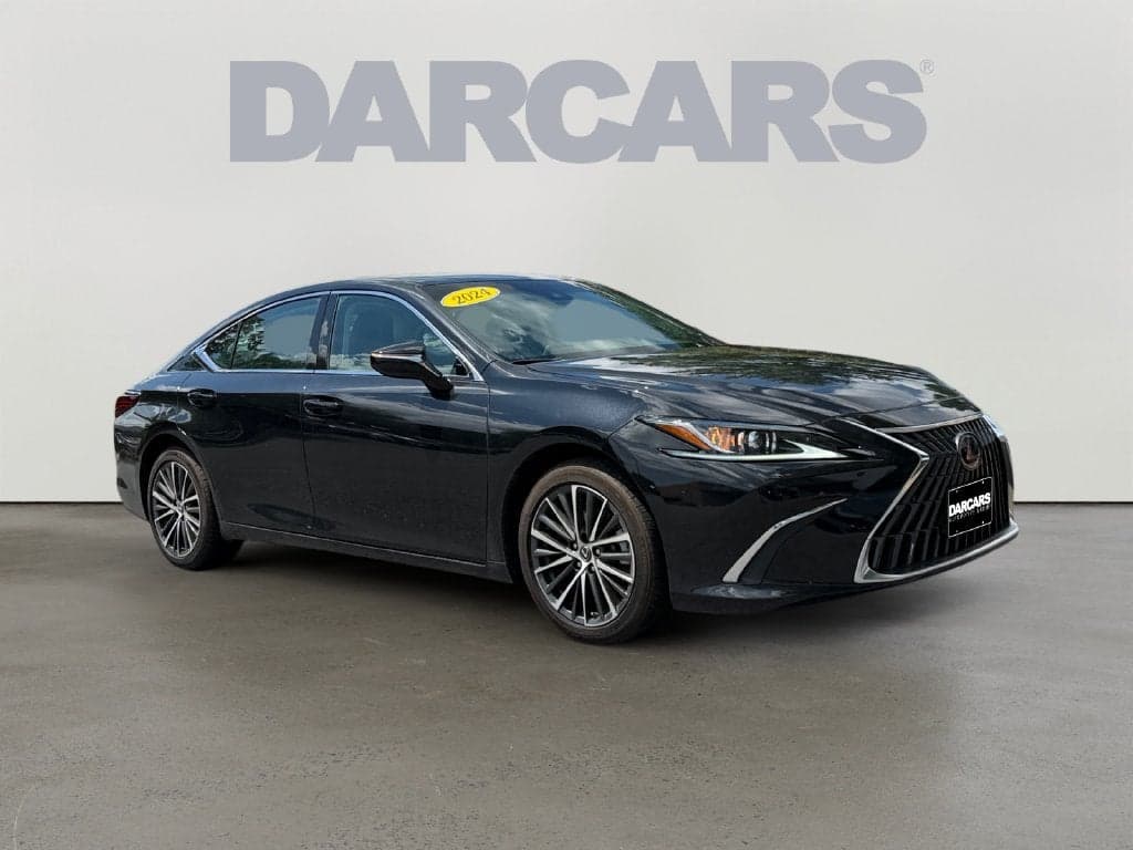 2024 Lexus ES Base — photo 1 of 5