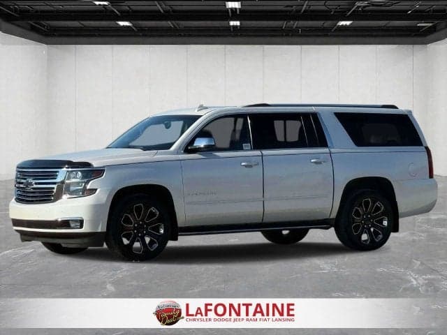 2017 Chevrolet Suburban Premier — photo 1 of 5