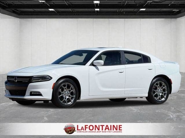 2017 Dodge Charger SXT — photo 1 of 2