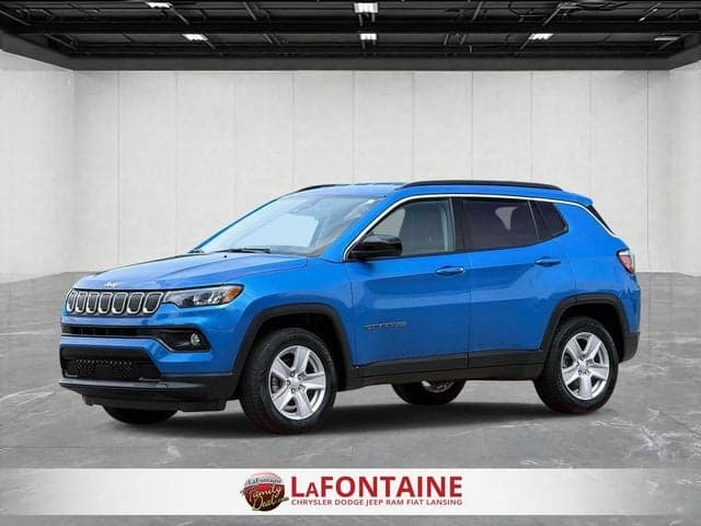 2022 Jeep Compass Latitude 4x4 — photo 1 of 32