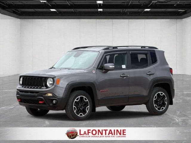 2017 Jeep Renegade Trailhawk — photo 1 of 31
