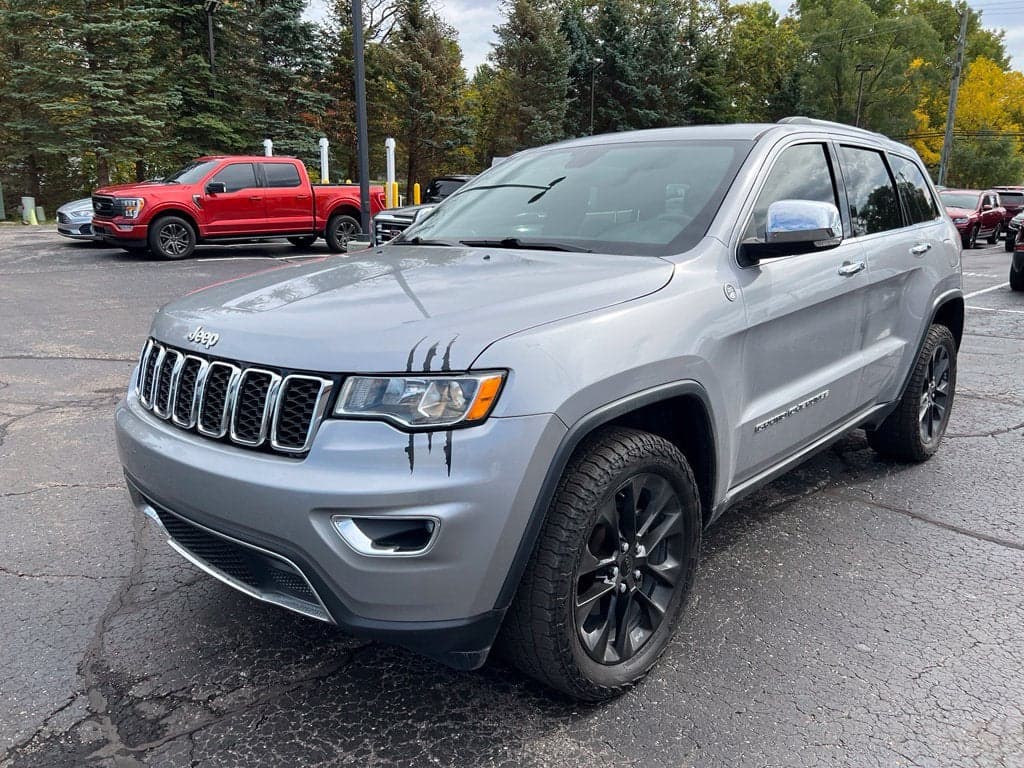 2018 Jeep Grand Cherokee Limited — photo 1 of 17