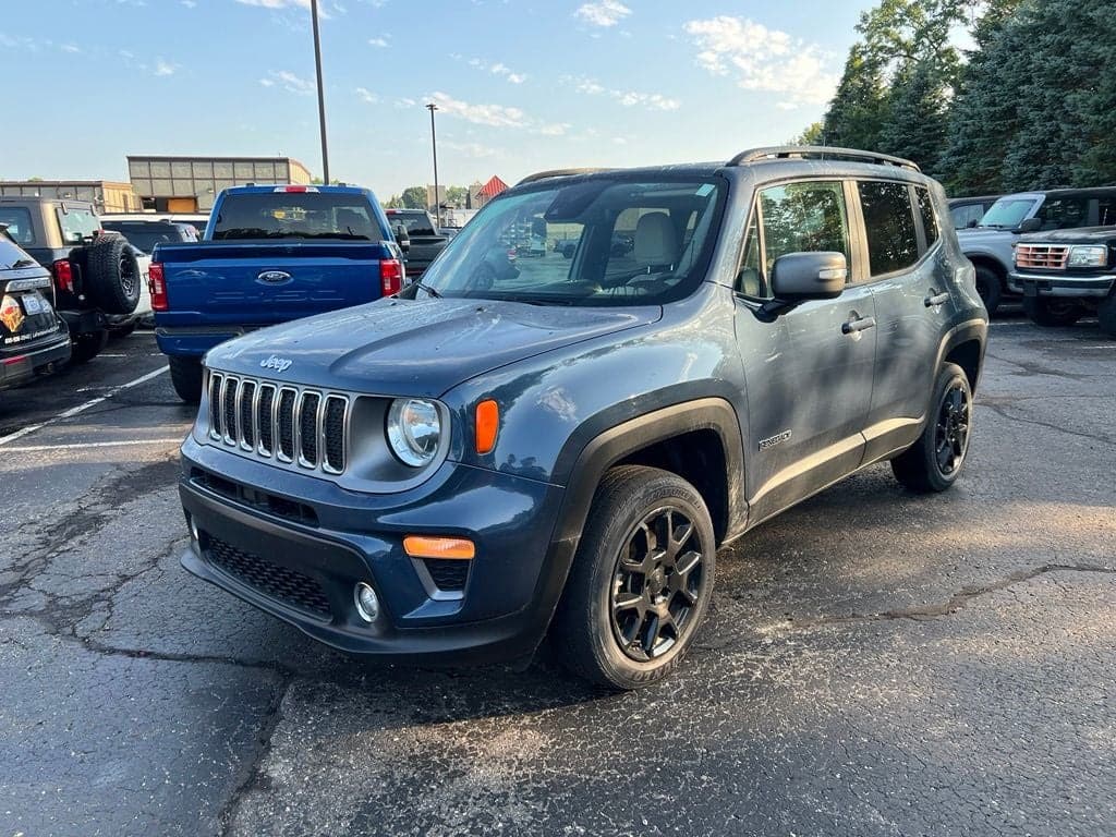 2021 Jeep Renegade Limited — photo 1 of 17