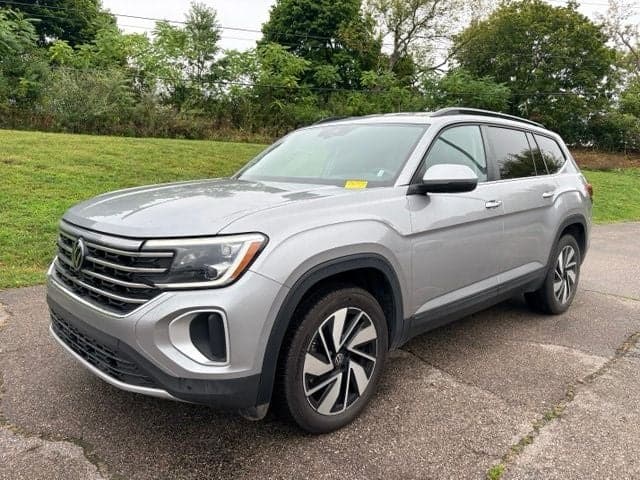 2025 Volkswagen Atlas 2.0T SE w/Technology — photo 1 of 30