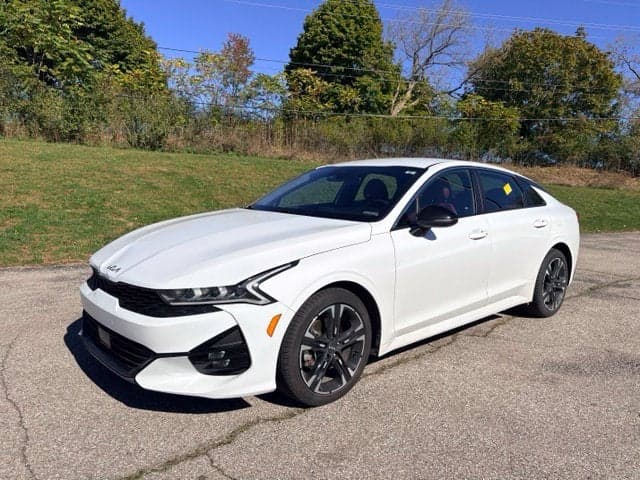 2023 Kia K5 GT-Line — photo 1 of 5