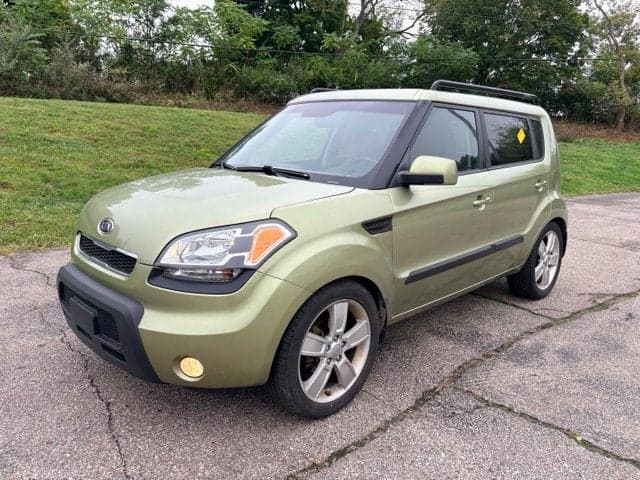 2011 Kia Soul ! — photo 1 of 28