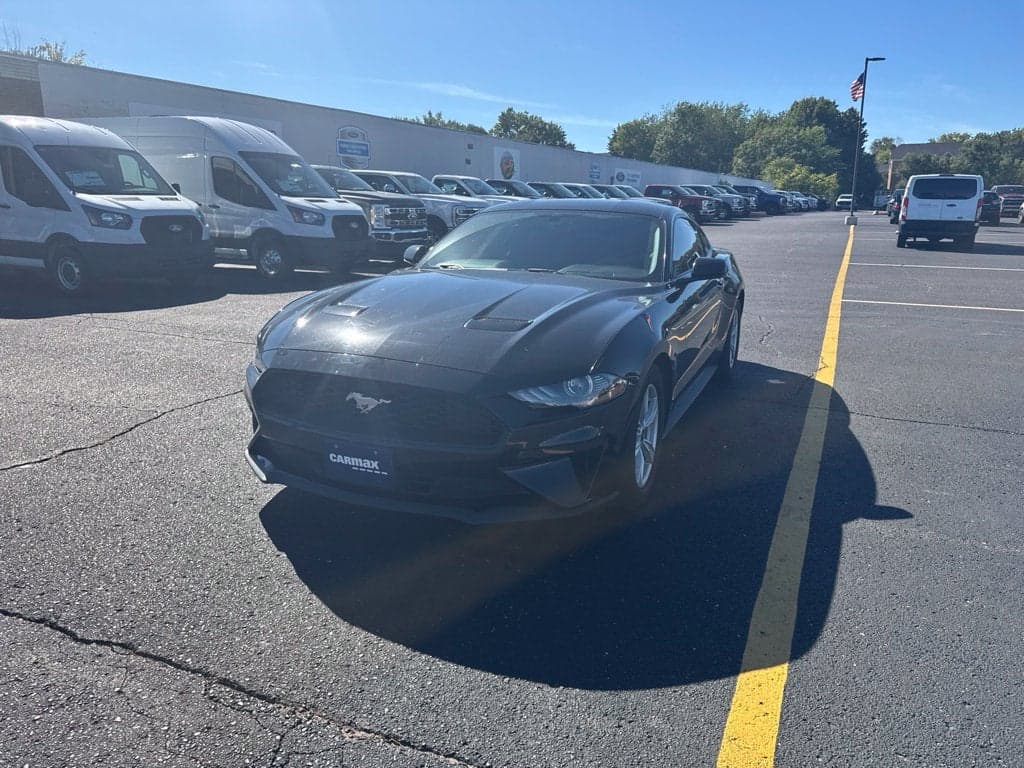 2020 Ford Mustang EcoBoost — photo 1 of 11