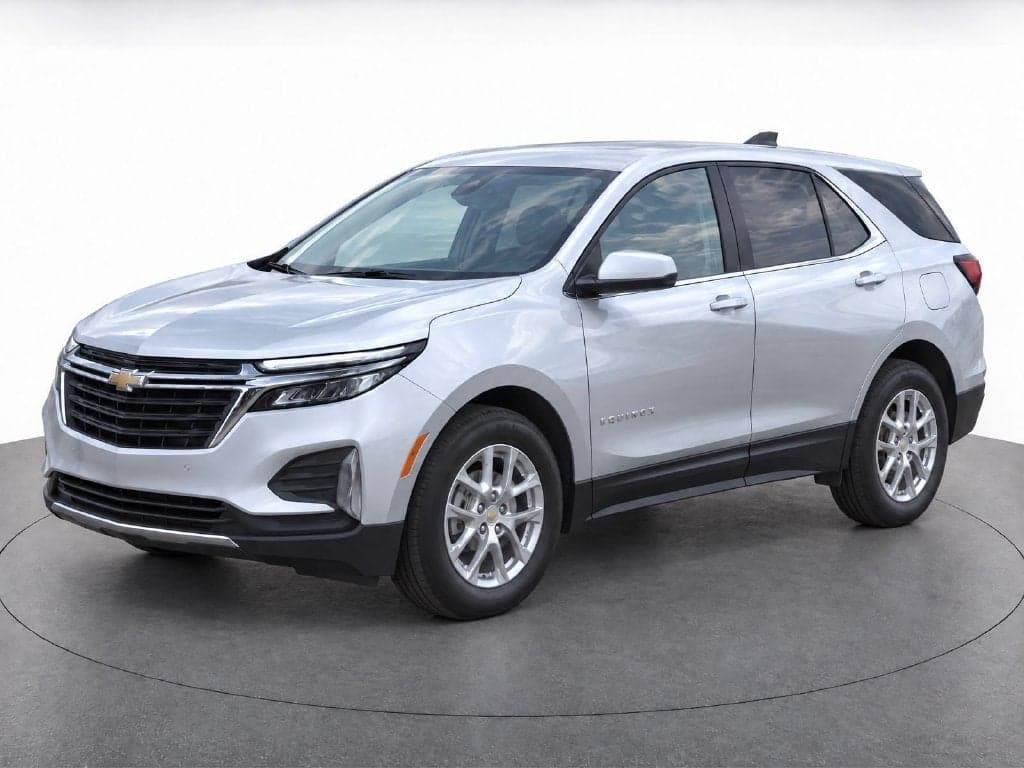 2022 Chevrolet Equinox LT — photo 1 of 5