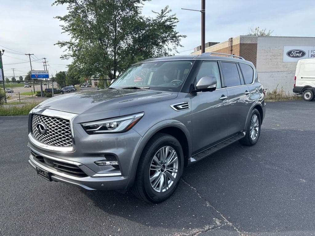 2020 INFINITI QX80 LUXE — photo 1 of 12