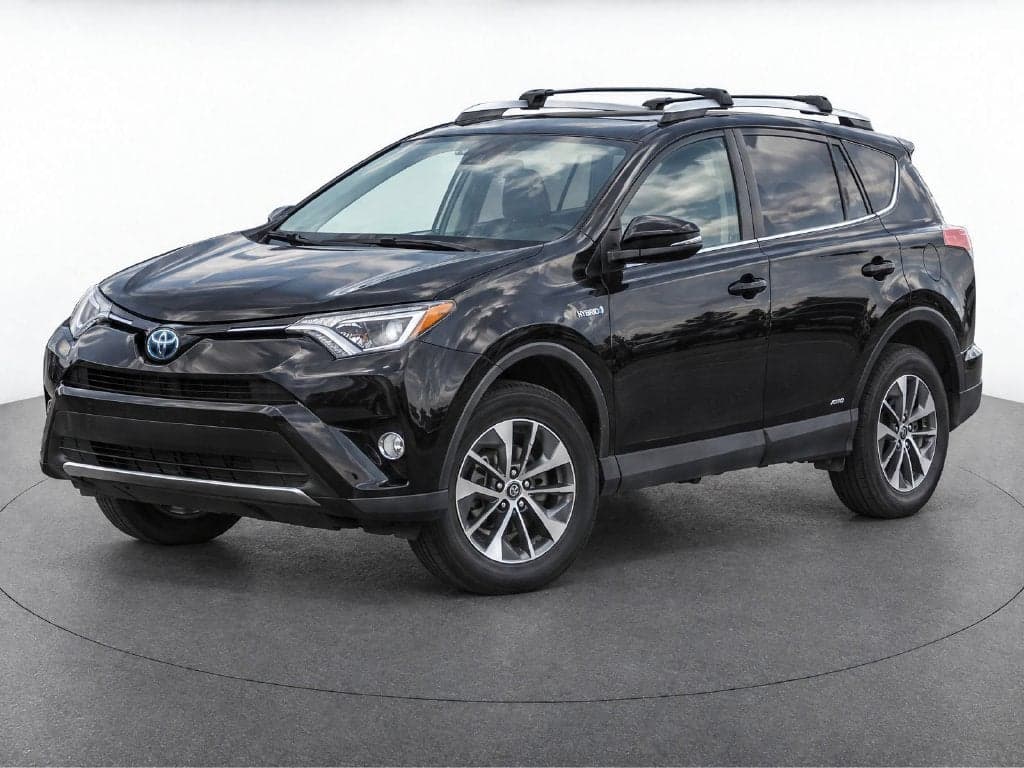 2018 Toyota RAV4 Hybrid XLE — photo 1 of 5