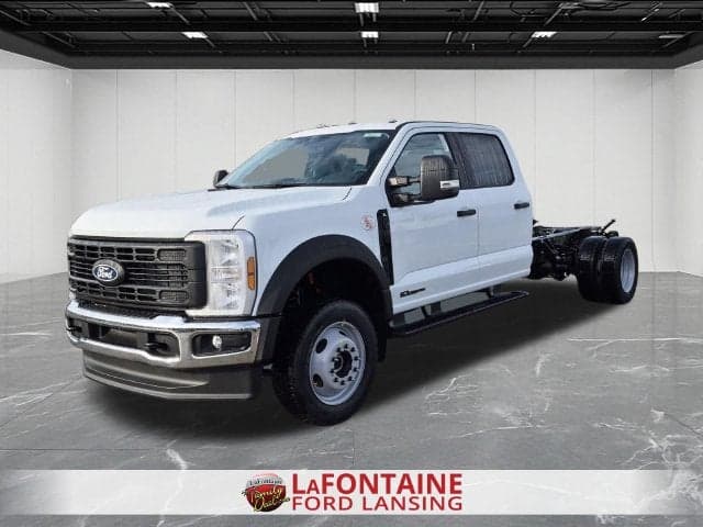 2027 Ford Super Duty F-550 DRW Base — photo 1 of 19