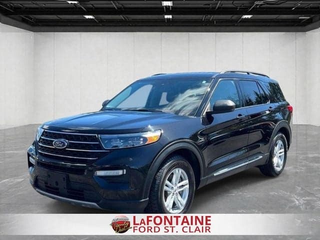 2024 Ford Explorer XLT — photo 1 of 49