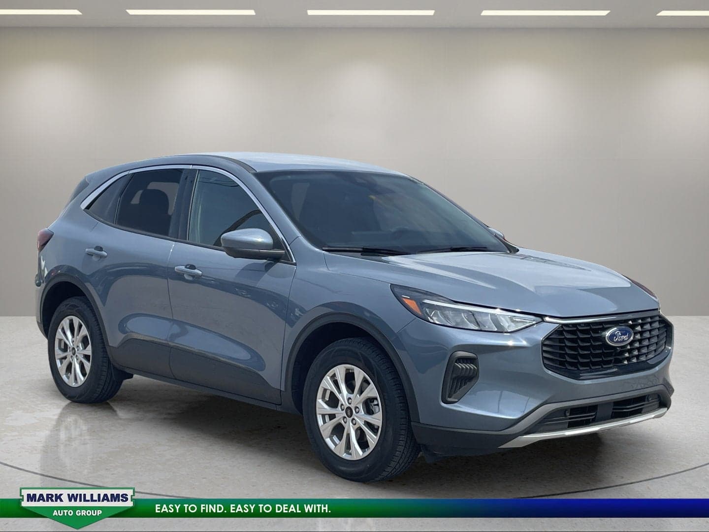 2023 Ford Escape Active — photo 1 of 9