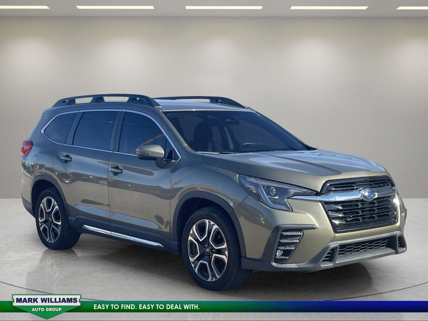 2023 Subaru Ascent Limited — photo 1 of 11