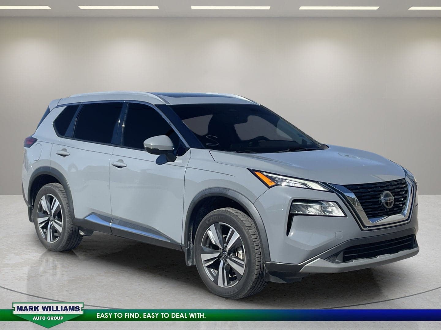 2021 Nissan Rogue SL — photo 1 of 5