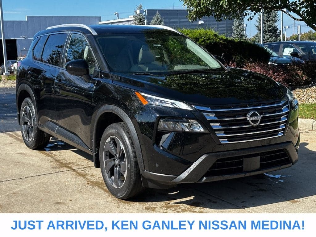 2024 Nissan Rogue SV — photo 1 of 5