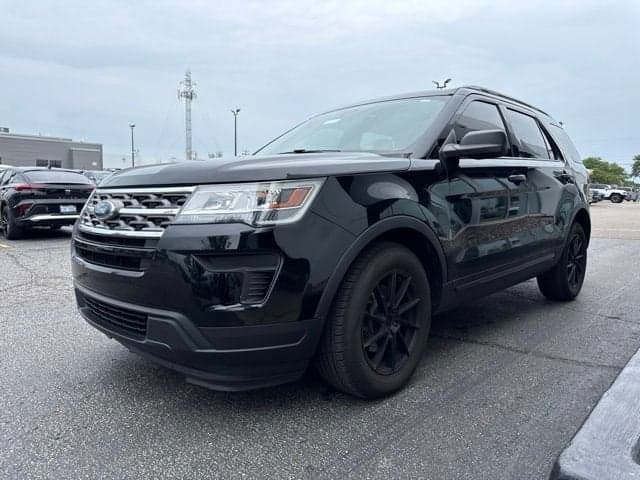 2018 Ford Explorer Base — photo 1 of 5