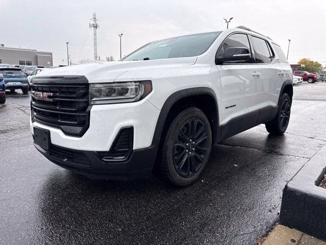 2023 GMC Acadia SLE — photo 1 of 20