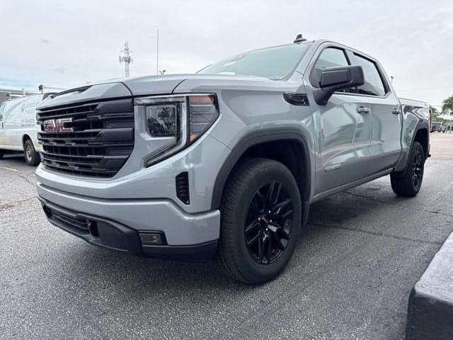 2024 GMC Sierra 1500 Elevation — photo 1 of 20