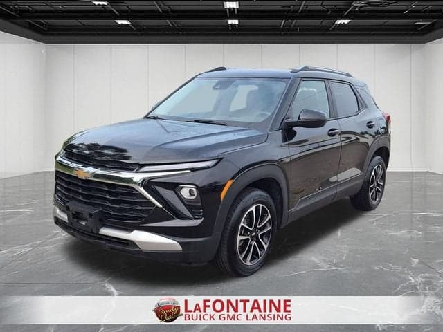 2025 Chevrolet Trailblazer LT — photo 1 of 43
