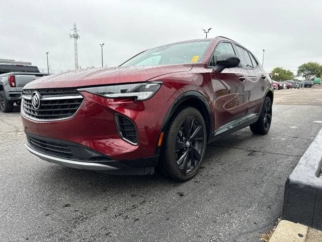 2022 Buick Envision Essence — photo 1 of 21