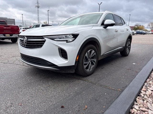 2023 Buick Envision Essence — photo 1 of 5