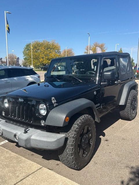 2016 Jeep Wrangler Sport — photo 1 of 5