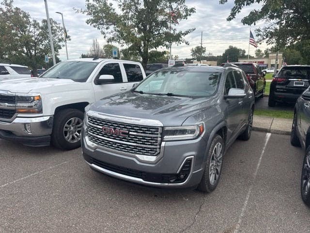 2022 GMC Acadia Denali — photo 1 of 23
