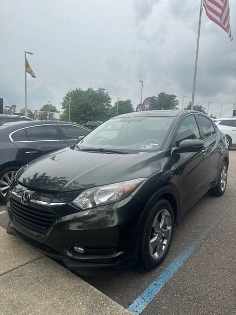 2017 Honda HR-V EX — photo 1 of 6