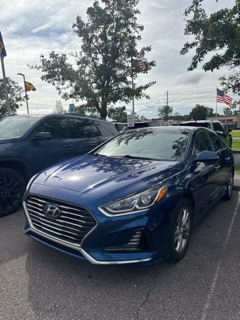2018 Hyundai Sonata SEL — photo 1 of 5