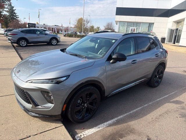 2024 Buick Envision Sport Touring — photo 1 of 5