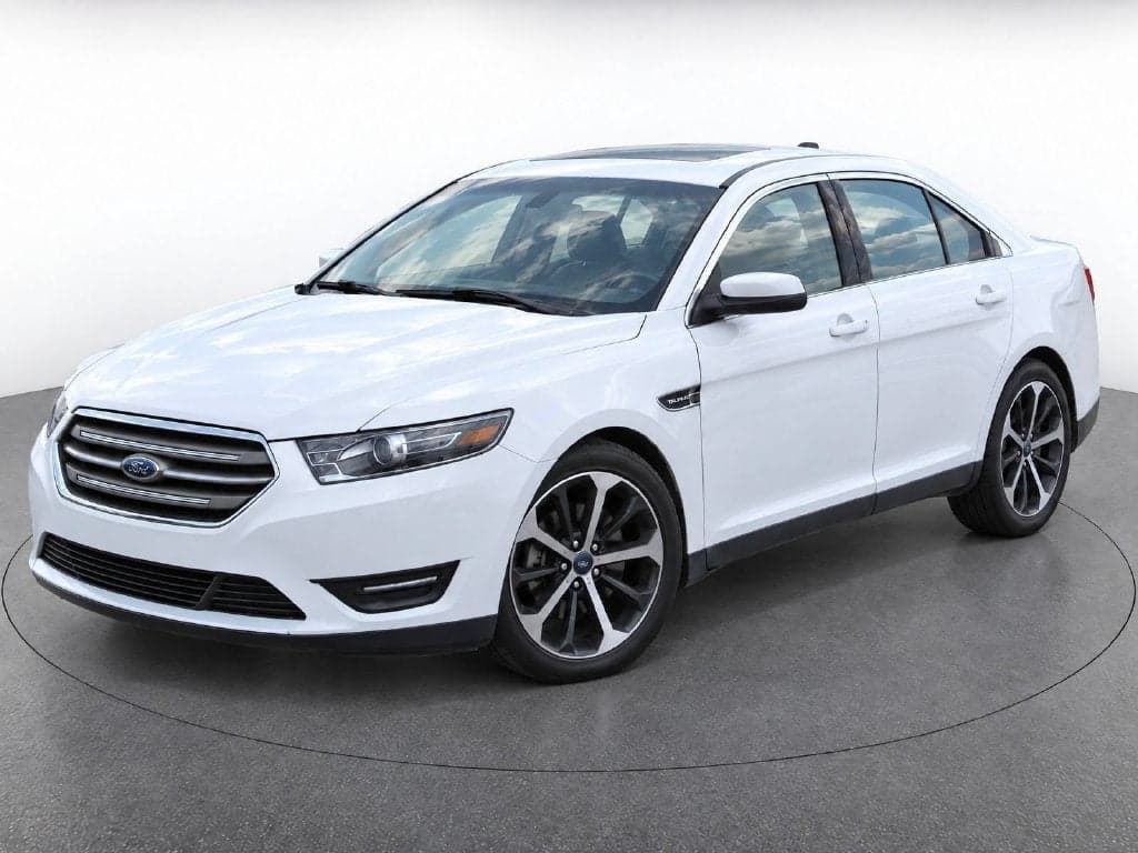 2016 Ford Taurus SEL — photo 1 of 5