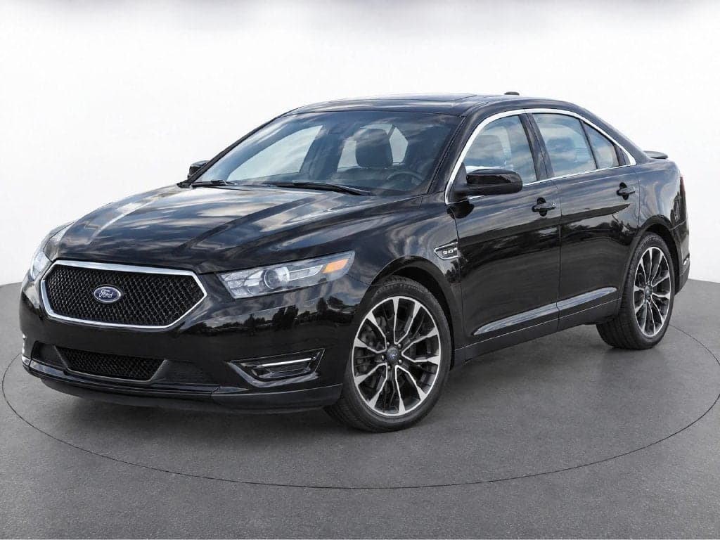 2018 Ford Taurus SHO — photo 1 of 5