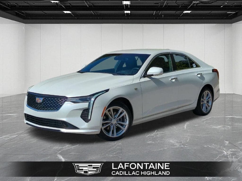 2024 Cadillac CT4 Luxury — photo 1 of 33