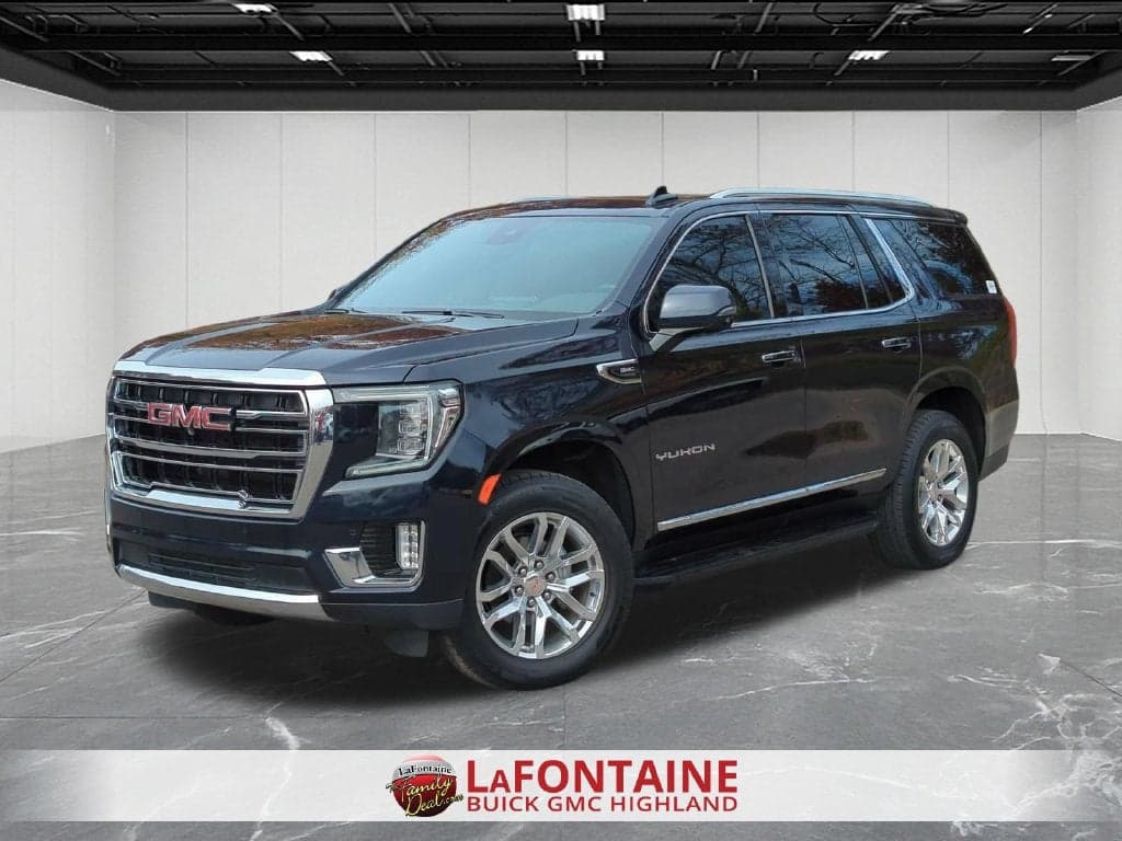 2023 GMC Yukon SLT — photo 1 of 5