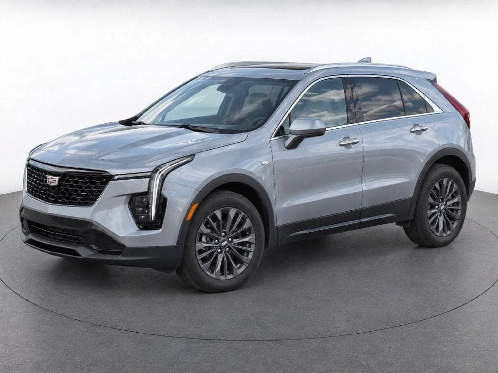 2024 Cadillac XT4 Base — photo 1 of 5